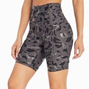 Cycle House Black Painted Animal Rider Bike Short
